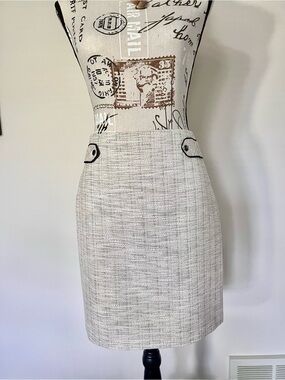 White House Black Market Cream Tweed Skirt with Black Trim